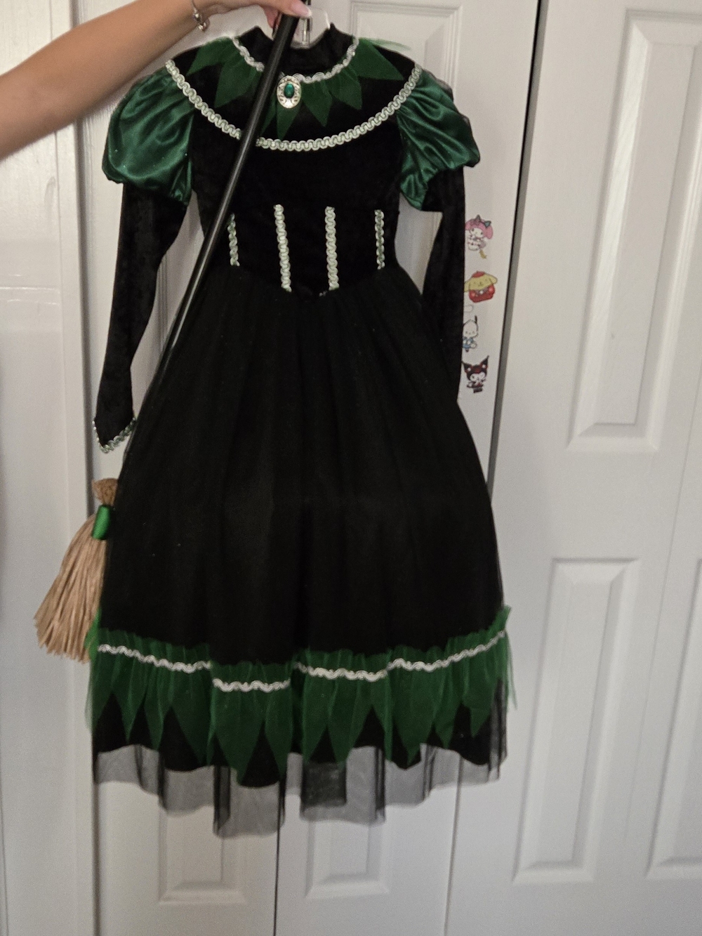 Kids Witch Halloween Costume Set with Hat & Broom - Size S (5/6 Yrs)
